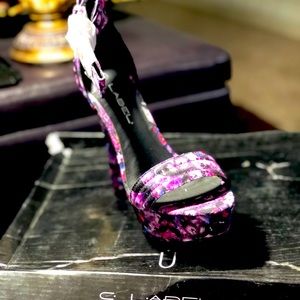 Heels new in box Purple